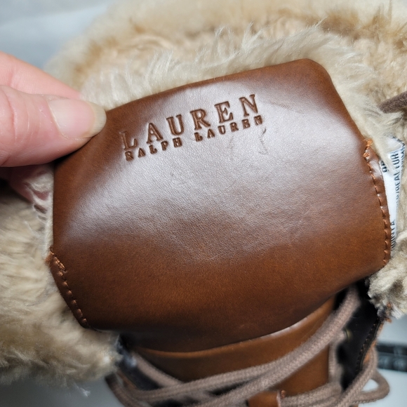 LN.  Ralph Lauren "Duck" Boots. Size 9B - Picture 2 of 11